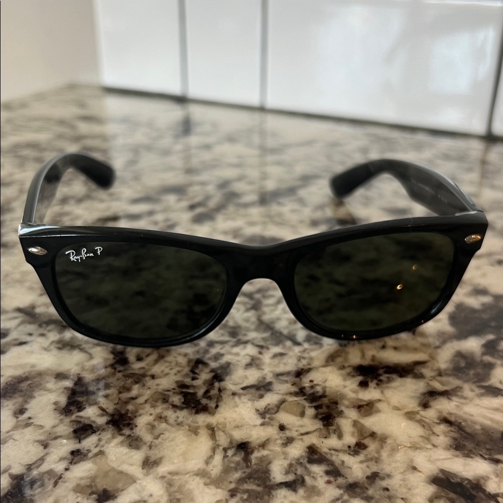 Ray Ban Sunglasses- New Wayfarer, polarized